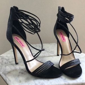 Betsey Johnson black glittered strappy heel